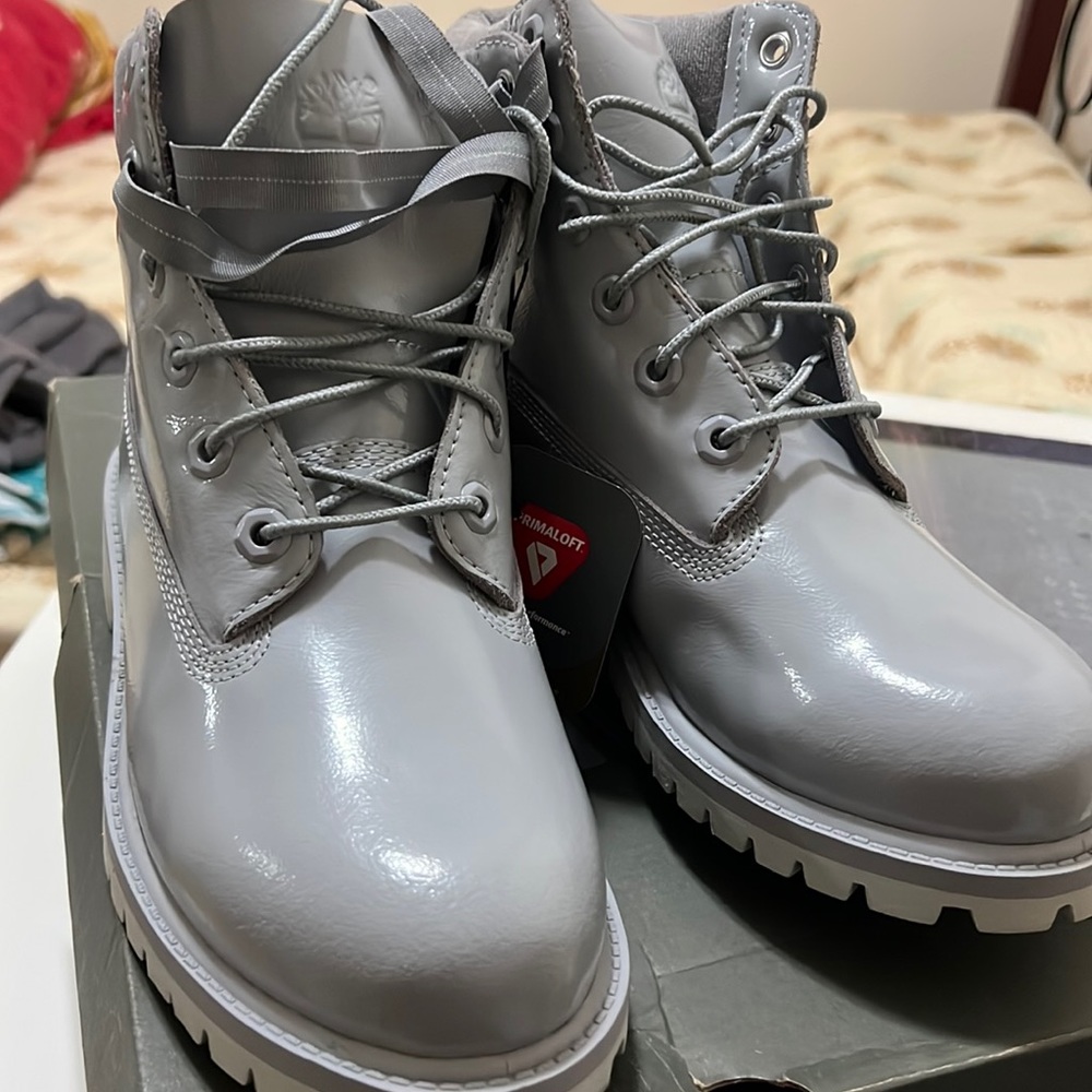 NEW Timberland Boots